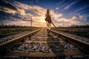 railway-line-3104986_640
